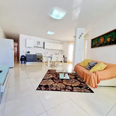 Bright & - Free Wifi Appartement St. Paul's Bay